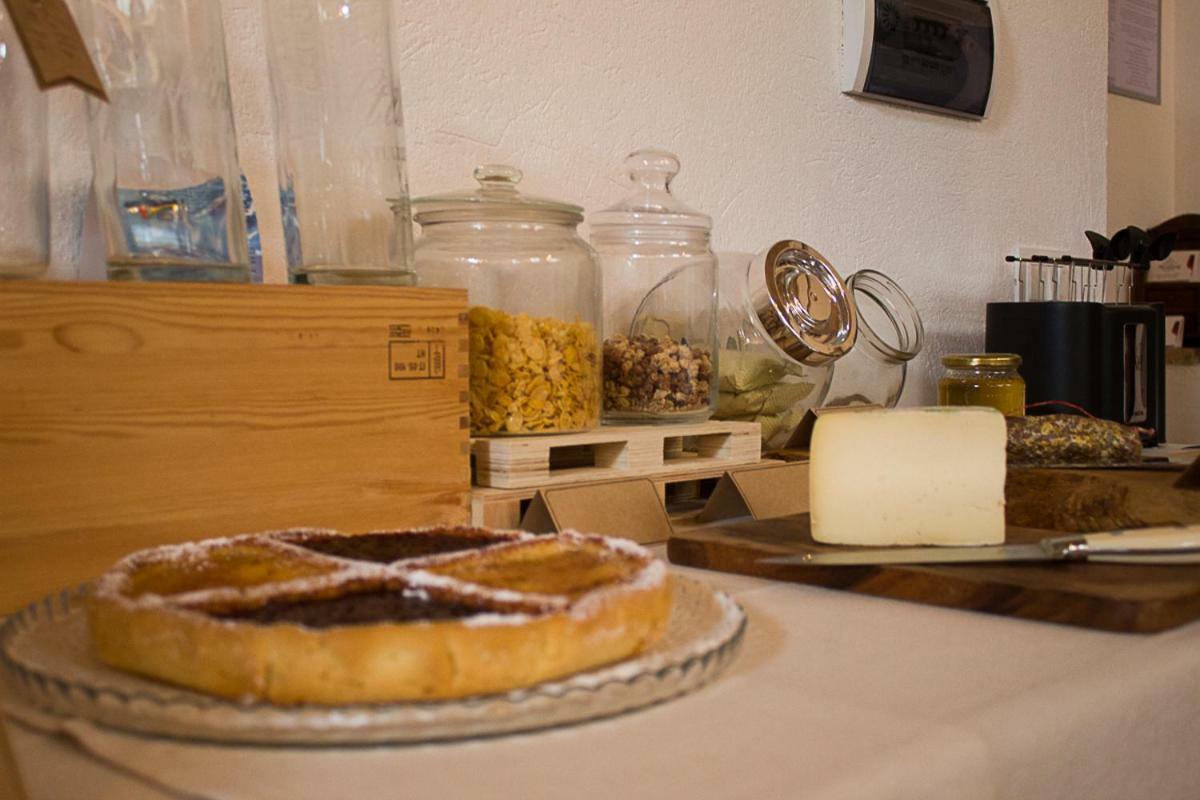 Agriturismo La Ca Veja Monforte dʼAlba Zewnętrze zdjęcie