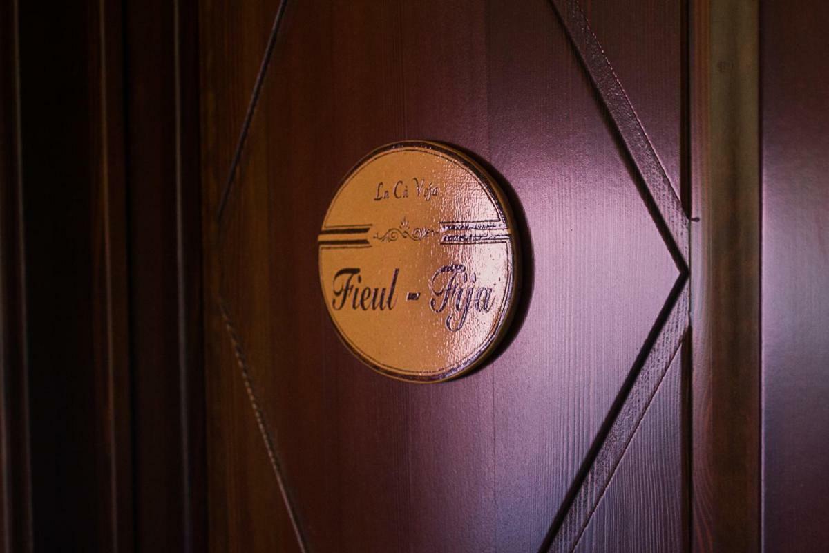 Agriturismo La Ca Veja Monforte dʼAlba Zewnętrze zdjęcie