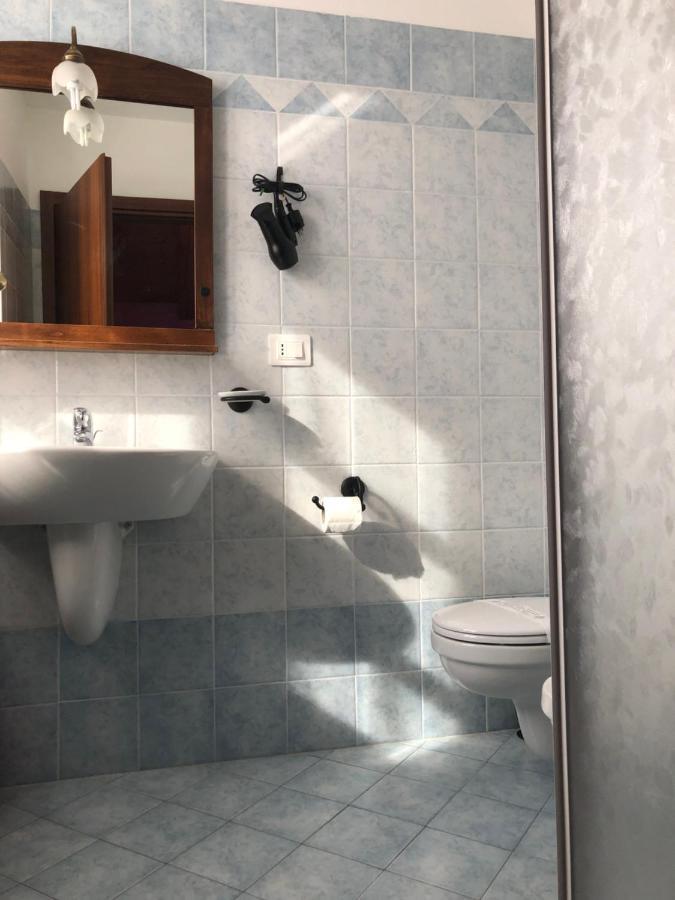 Agriturismo La Ca Veja Monforte dʼAlba Zewnętrze zdjęcie